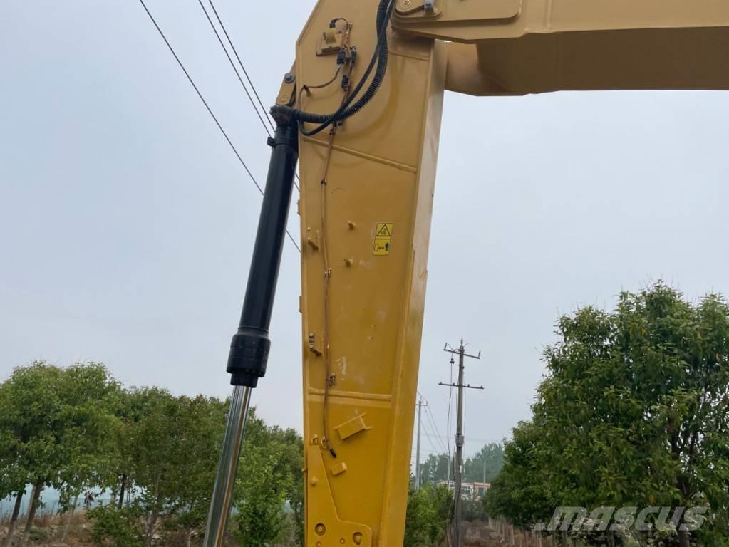 CAT 320 Pelle sur chenilles