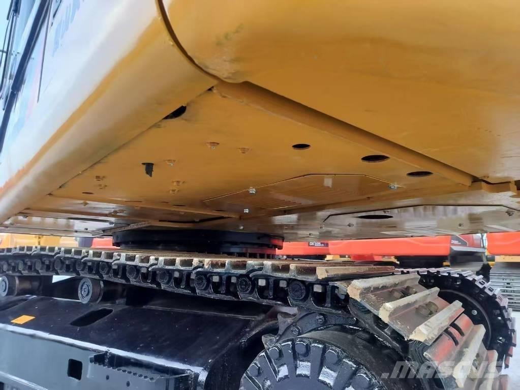 CAT 320 D2 Pelle sur chenilles