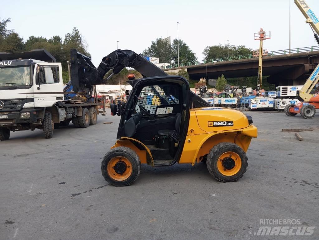 JCB 520-40 Chariot télescopique