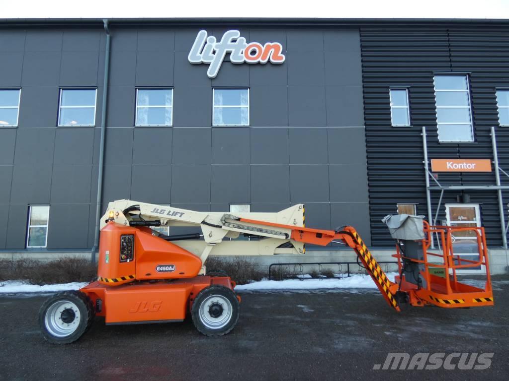 JLG E 450AJ  Bomlift Nacelles articulées