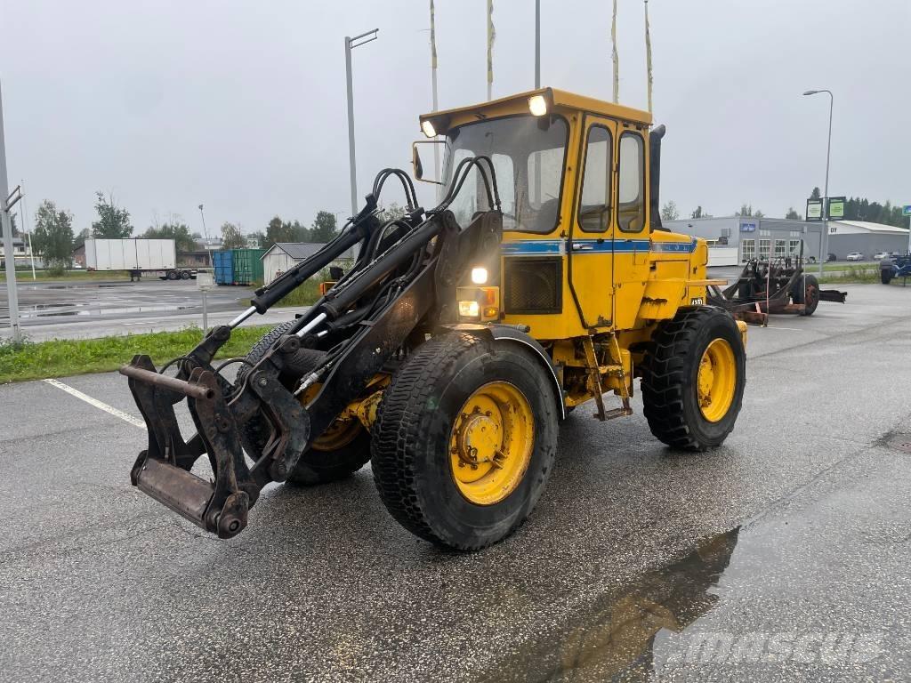 Volvo BM 4200 Chargeuse sur pneus