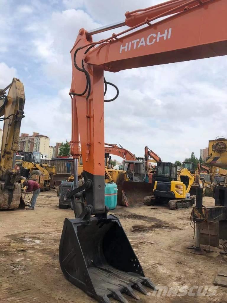 Hitachi EX 200-5 Pelle sur chenilles