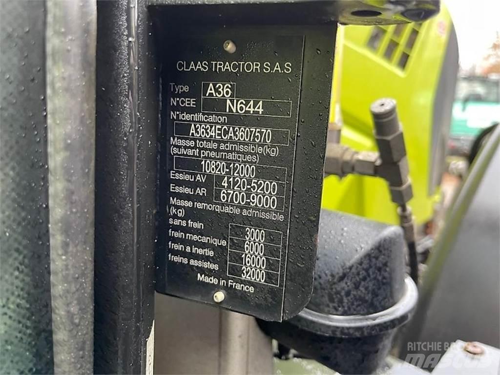 CLAAS Arion 650 Tracteur