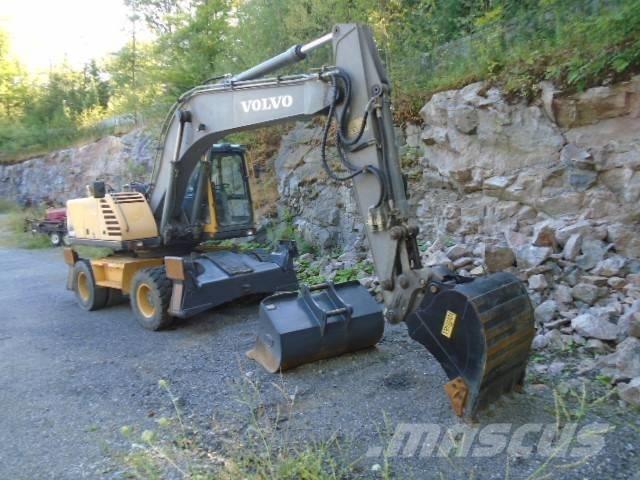 Volvo EW 180 B Pelle sur pneus