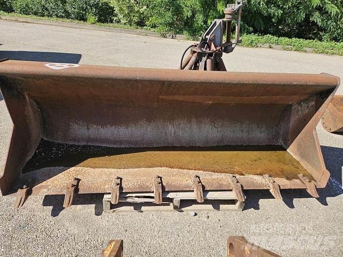 CAT 428D Godet