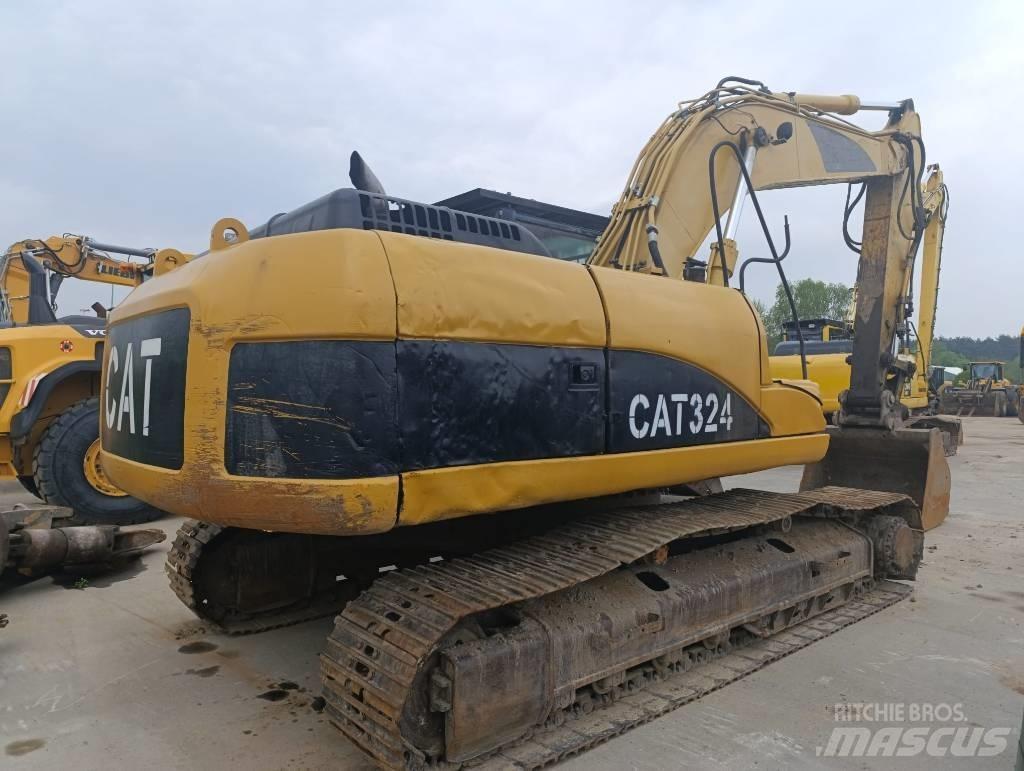 CAT 324 D Pelle sur chenilles