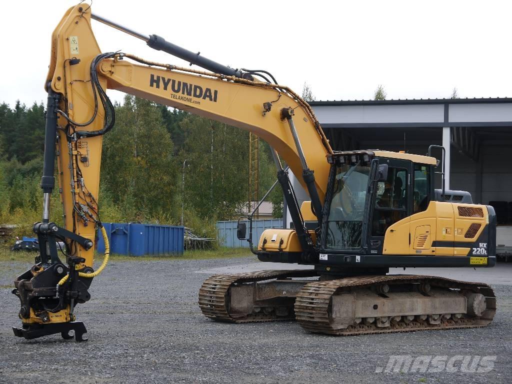 Hyundai HX 220 L Pelle sur chenilles