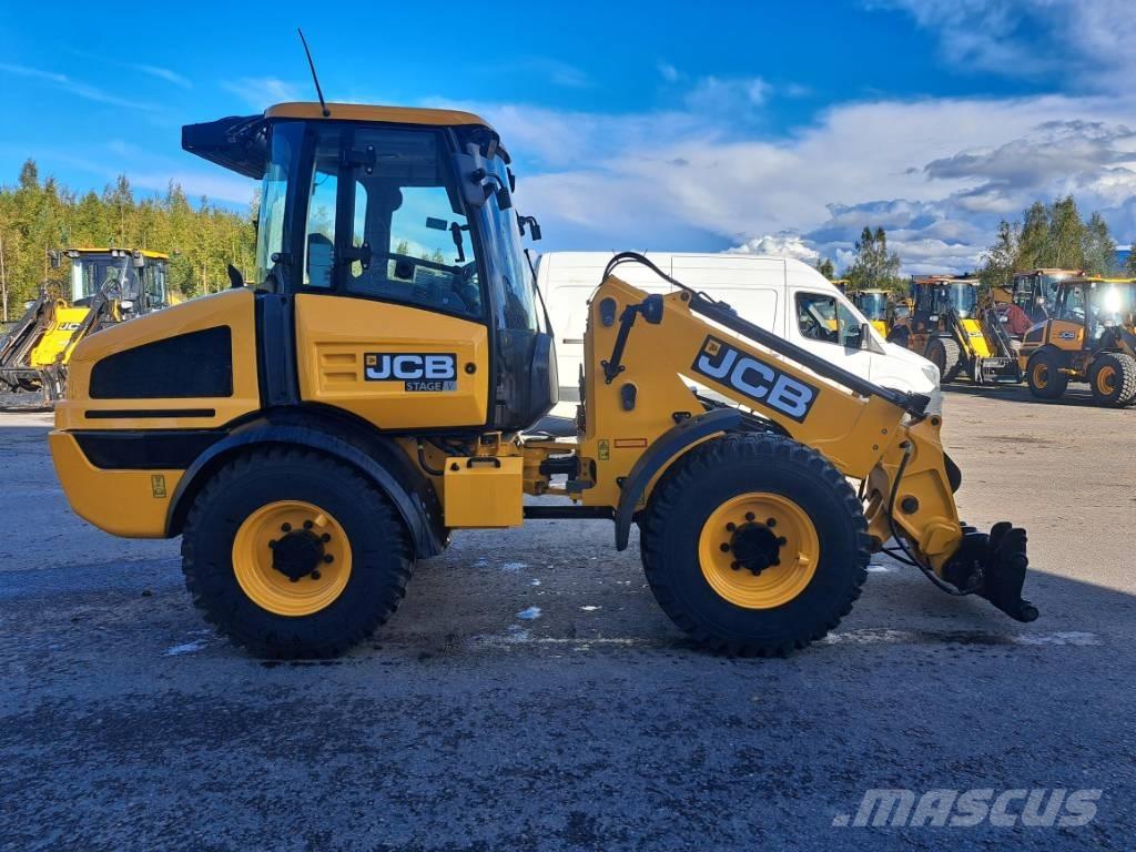 JCB TM 220 SV Chargeuse sur pneus