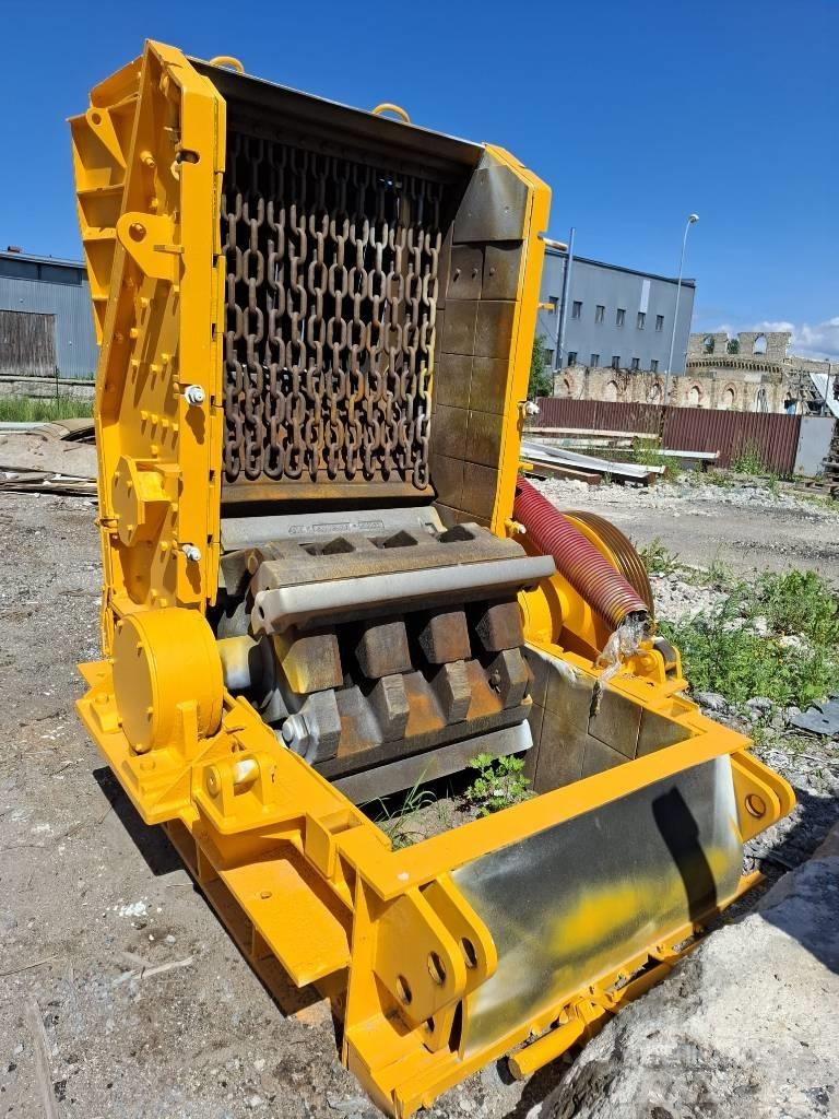 Terex Pegson 4242 SR Concasseur