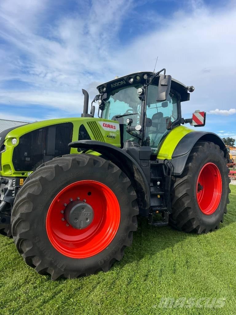 CLAAS AXION 930 Tracteur