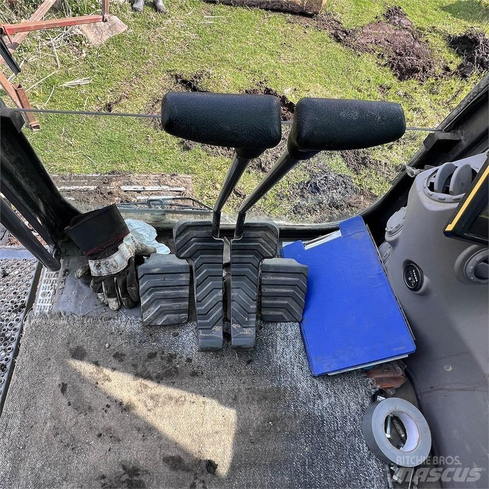 Volvo EC220 EL Pelle sur chenilles