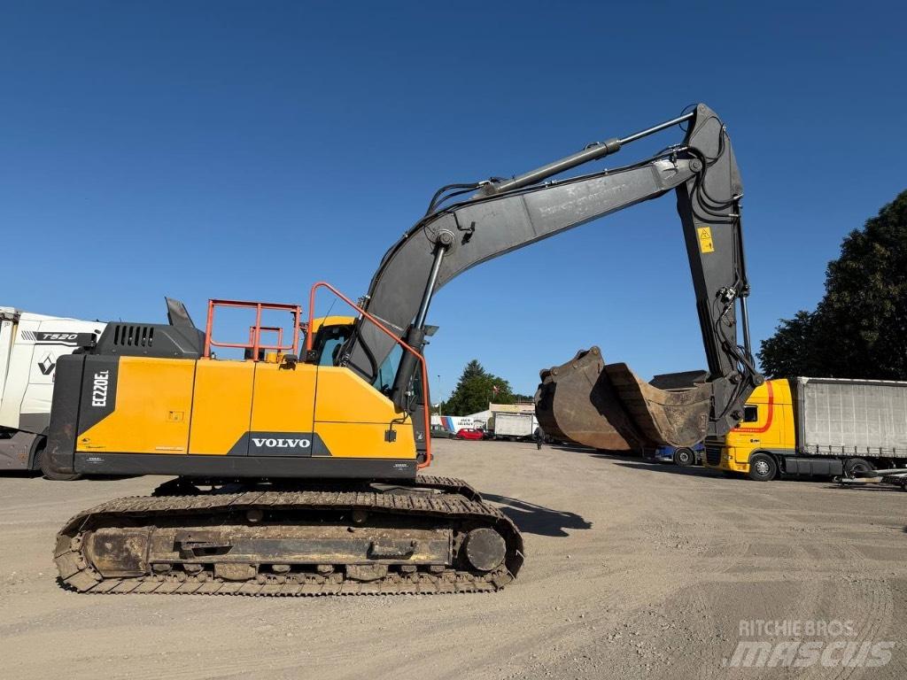Volvo EC220 EL Pelle sur chenilles