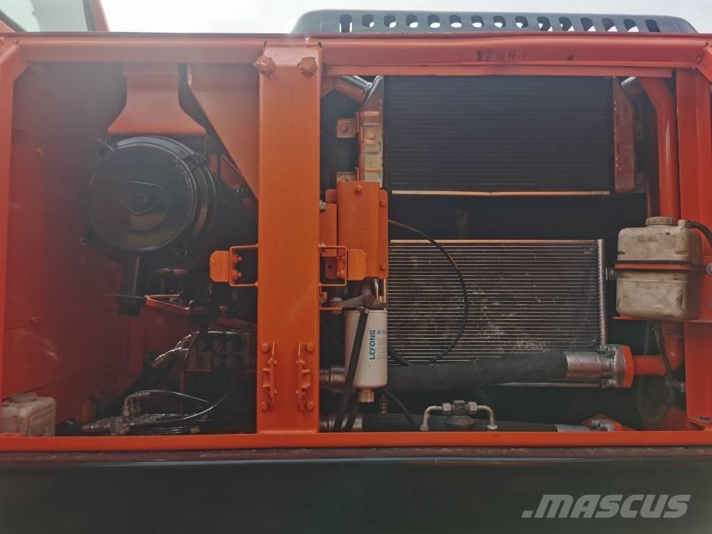 Doosan DX225LC-9C Pelle sur chenilles