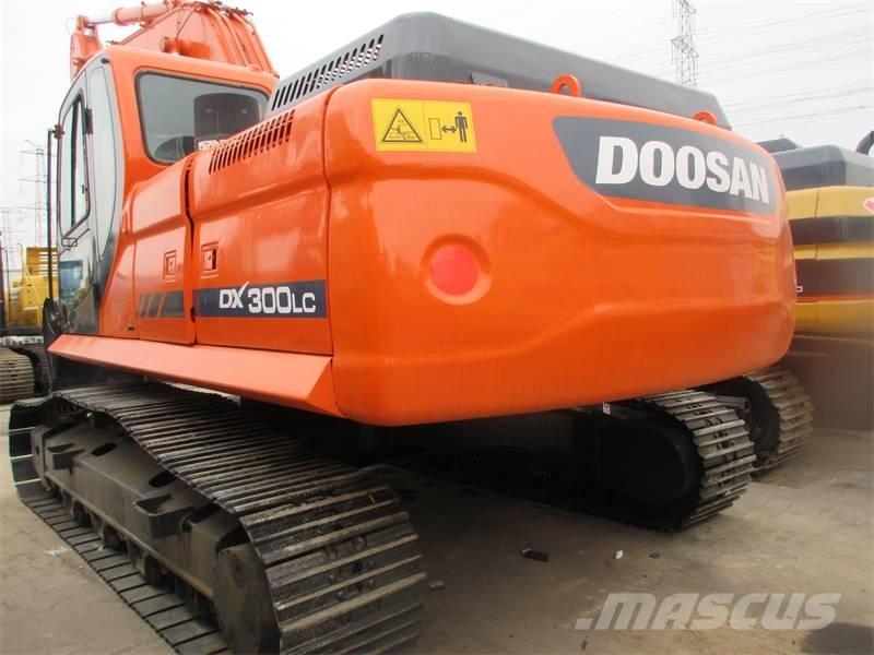 Doosan DX 340 Pelle sur chenilles