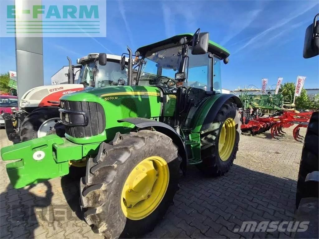 John Deere 5070 m Tracteur
