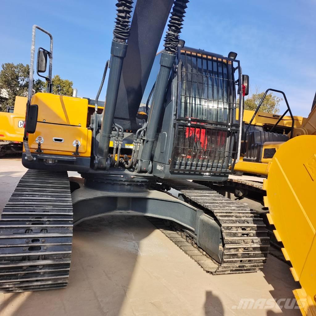 Hyundai 220LC-9T Pelle sur chenilles