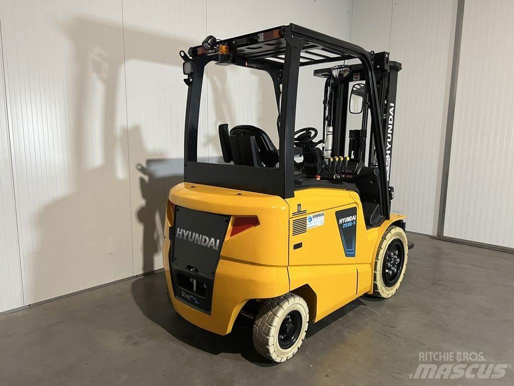 Hyundai 25BE-X Chariots élévateurs électriques