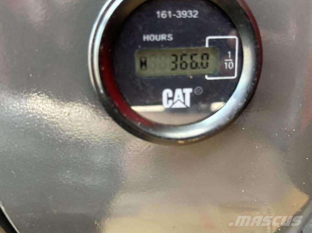 CAT 325 D Pelle sur chenilles