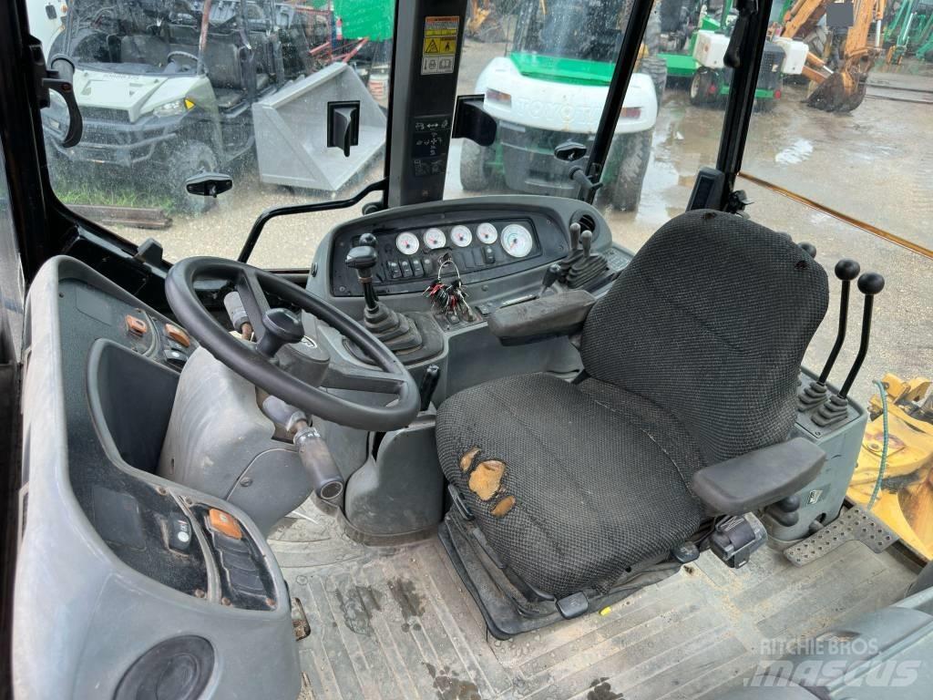 CAT 446 D Tractopelle