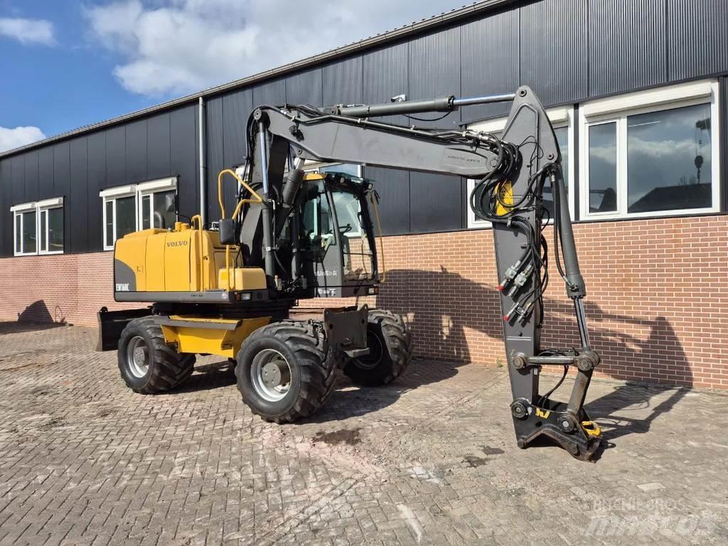 Volvo EW160C Pelle sur pneus