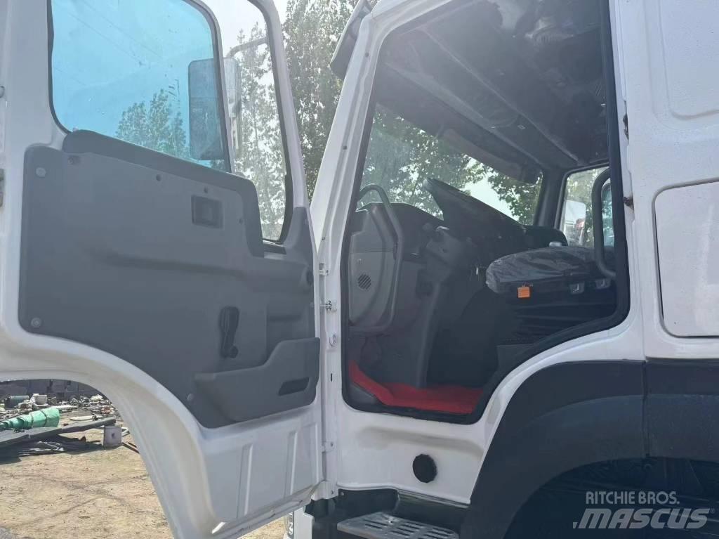 Howo 371 Camions et véhicules municipaux