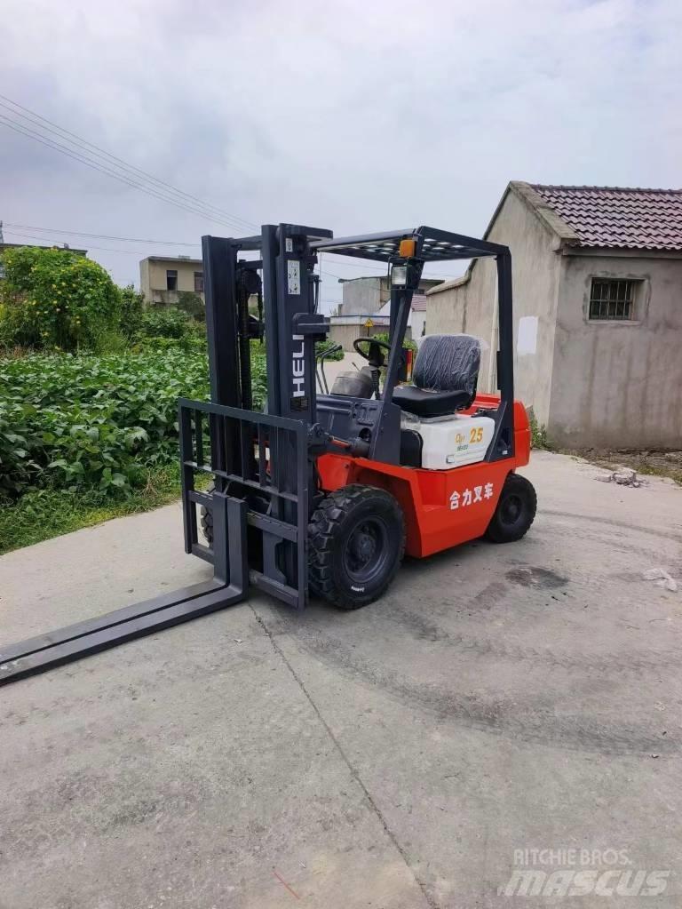 Heli FD 25 Chariots diesel