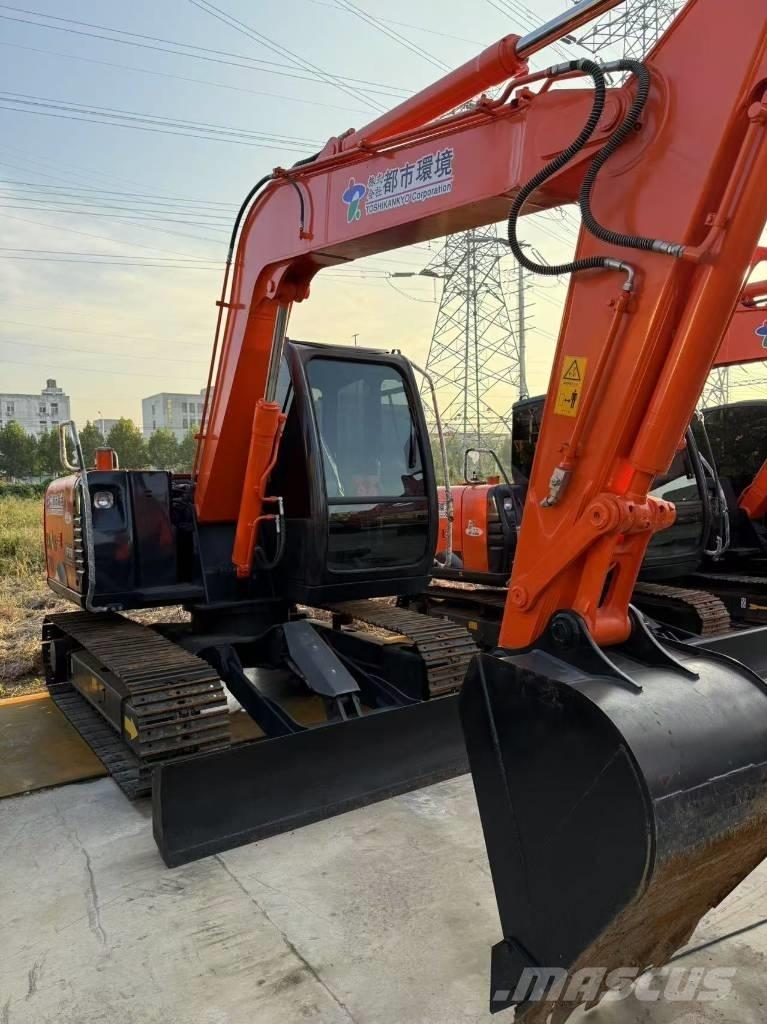Hitachi 70 Pelle sur chenilles