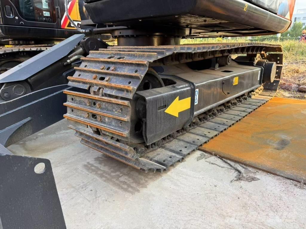 Hitachi 70 Pelle sur chenilles