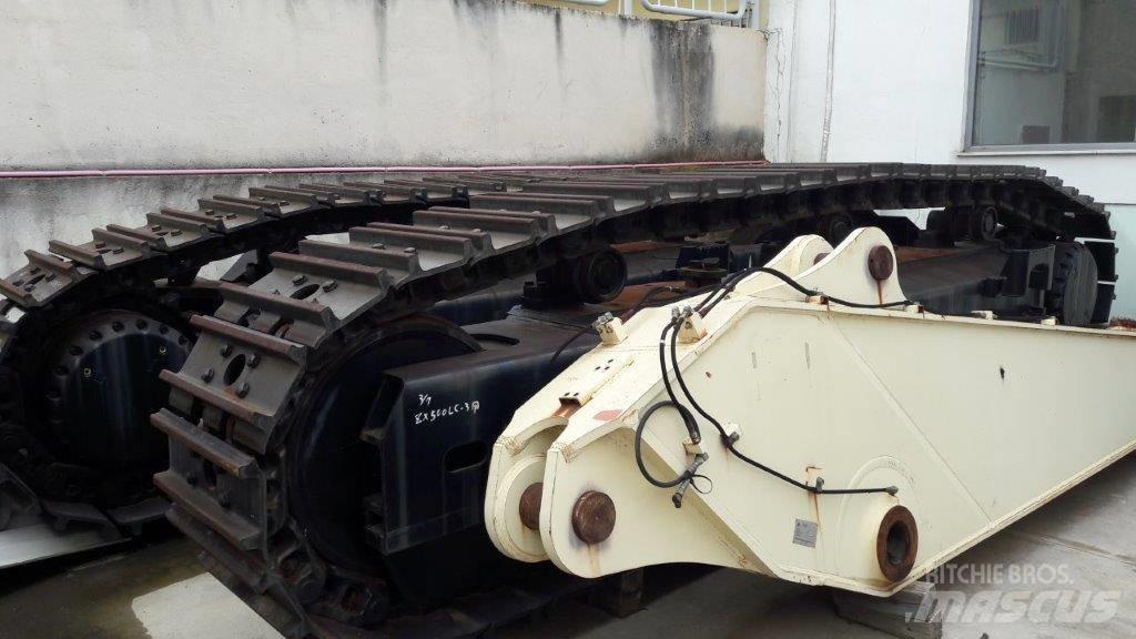 Hitachi ZX 450-3 Châssis et suspension