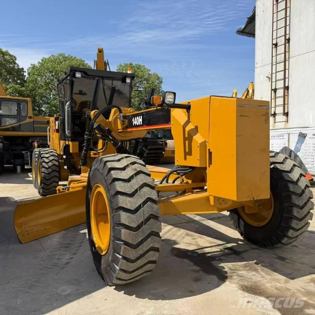 CAT 140 H Niveleuse