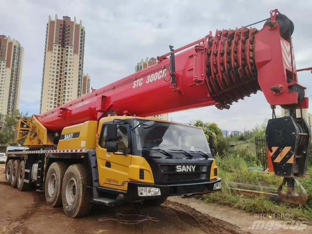 Sany STC1300C8 Grues tout terrain