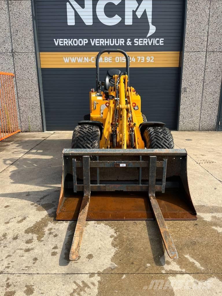 Knikmops KM 250 Chargeuse sur pneus