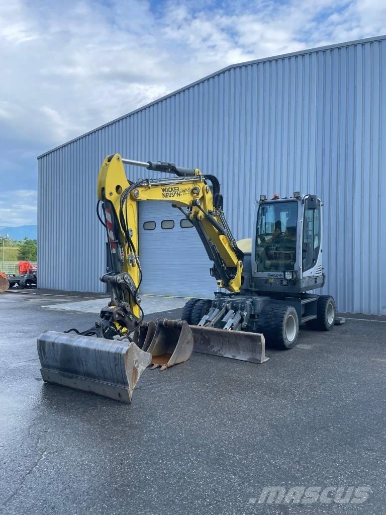 Wacker Neuson W65 Pelle sur pneus