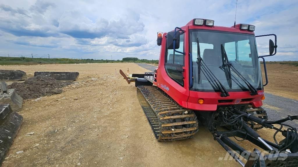  Pistenbully PB 100 Dameuse