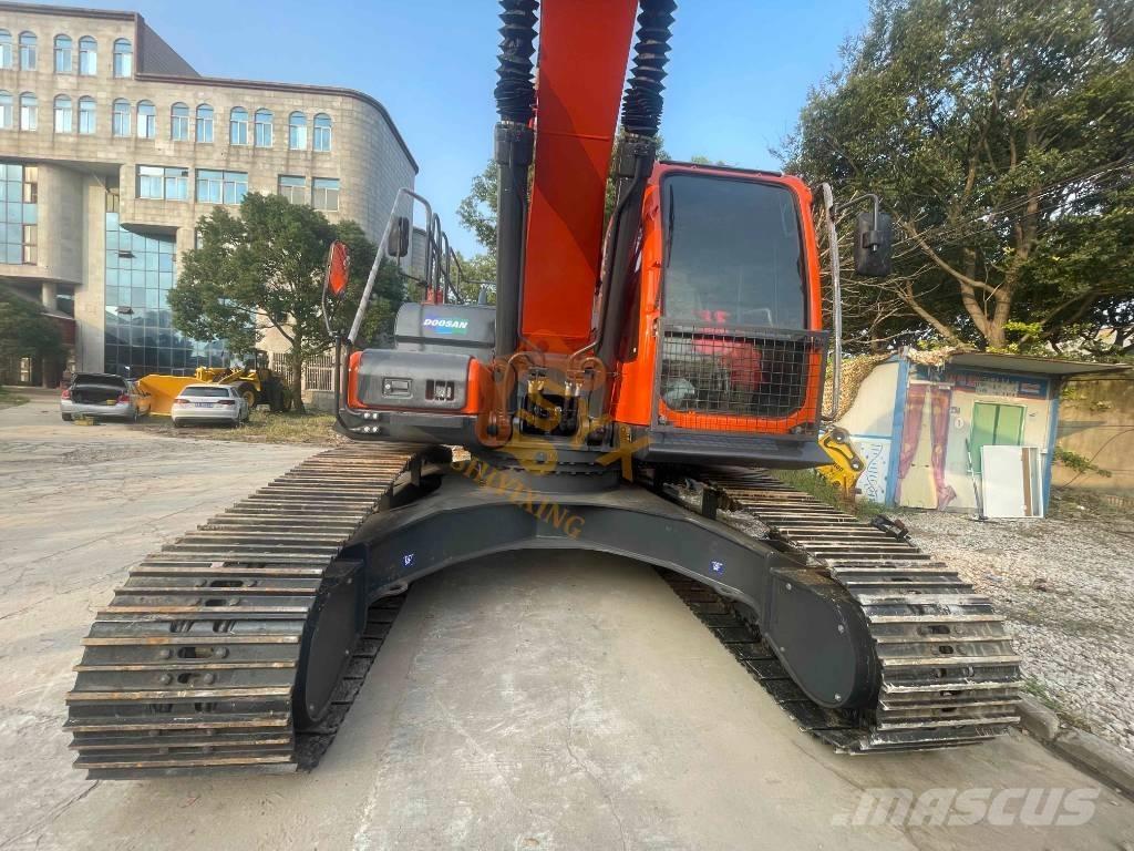 Doosan 300LC Pelle sur chenilles