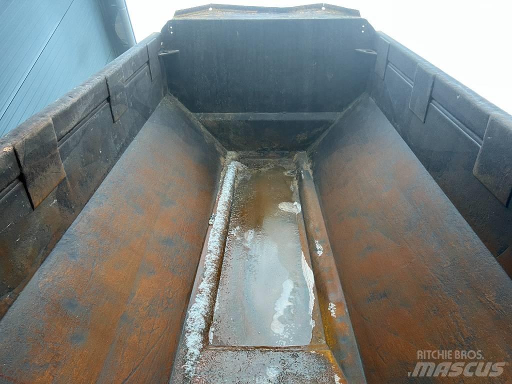 Volvo A30F Tombereau articulé