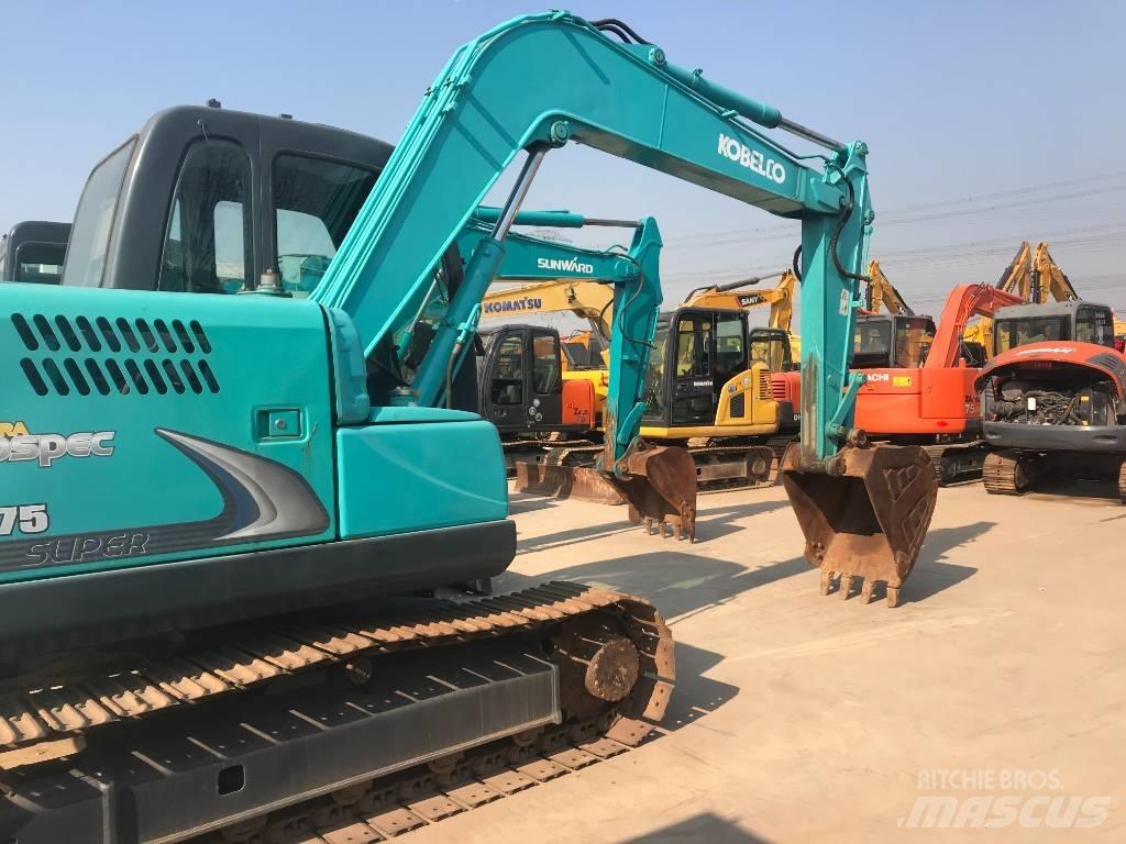Kobelco SK 75 CSR Pelle sur chenilles