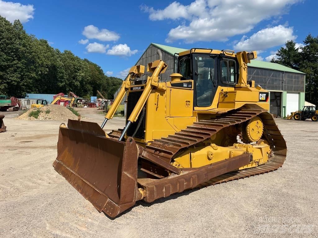 CAT D 6 T LGP Bouteurs sur chenilles