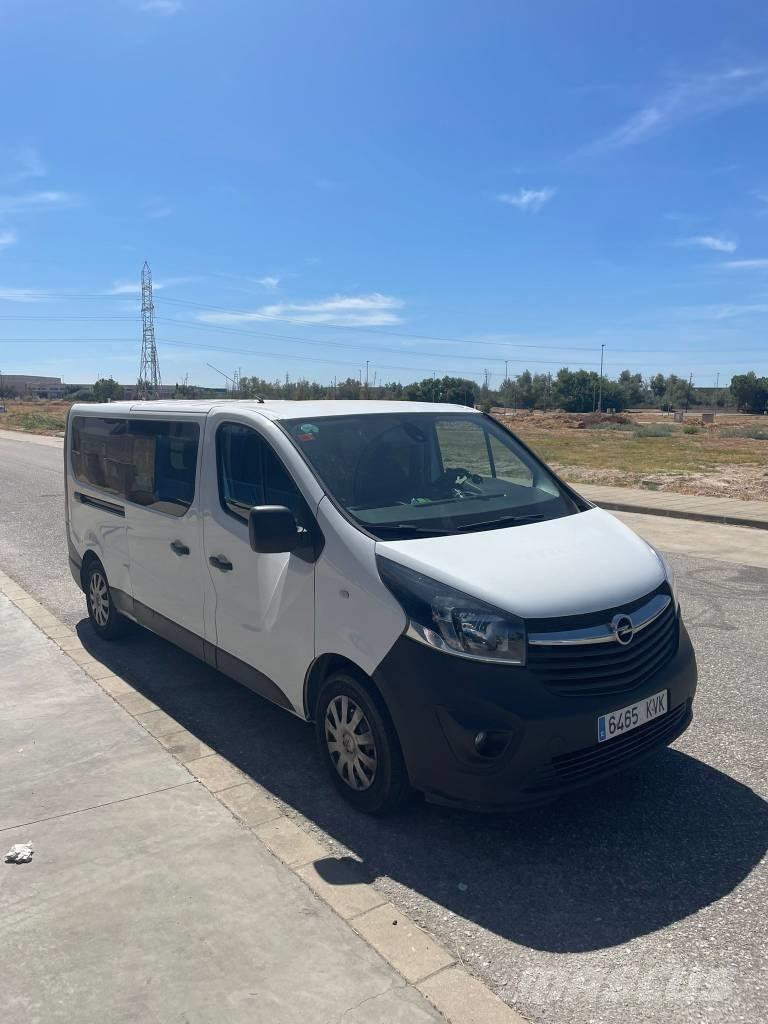 Opel VIVARO Utilitaire