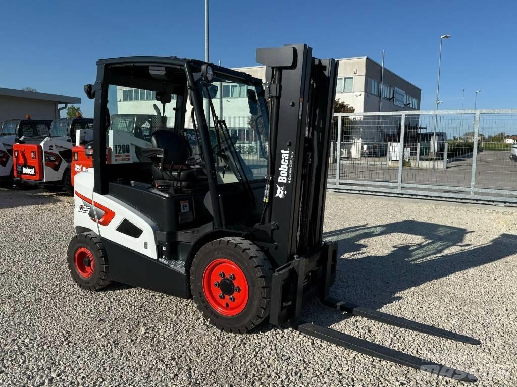 Bobcat D 25 S-9 Chariots diesel