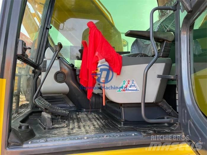 Komatsu PC 220-8 Pelle sur chenilles