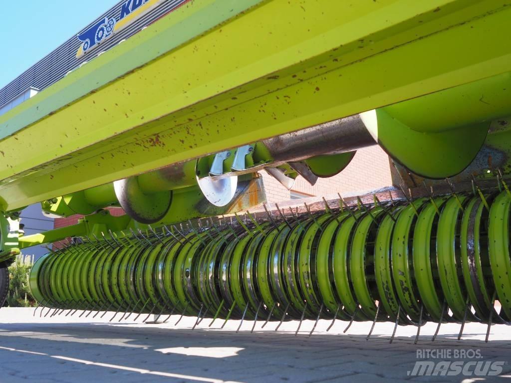 CLAAS Pick Up 300 HD Autres matériels de fenaison