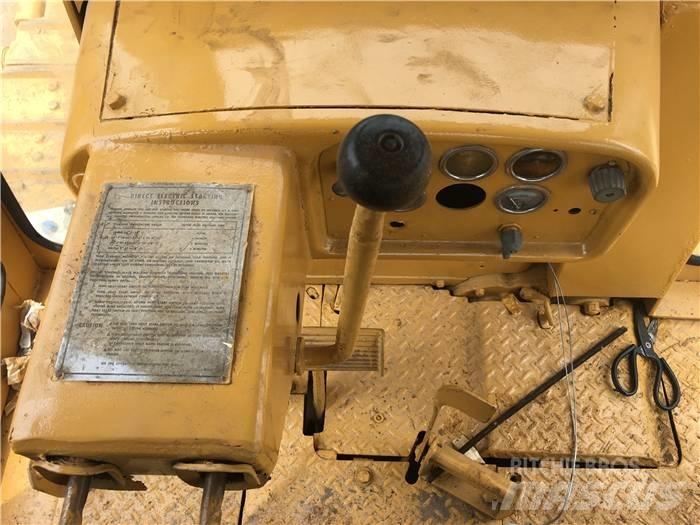 CAT D 8 K Bouteurs sur chenilles