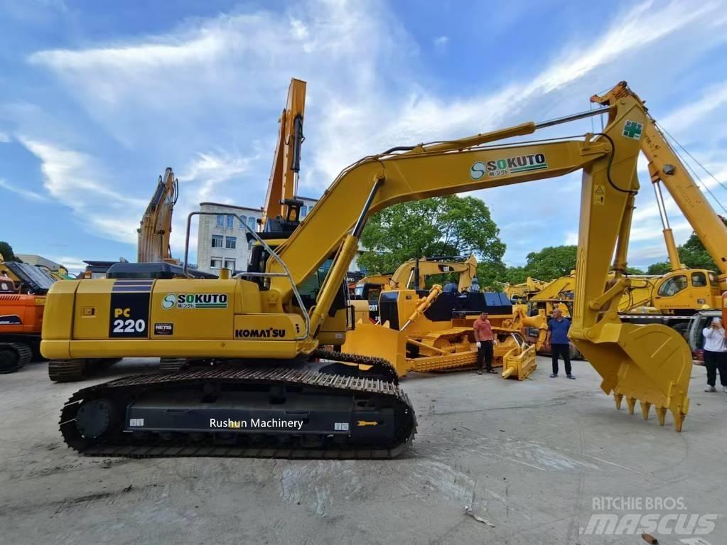 Komatsu PC 220-7 Pelle sur chenilles
