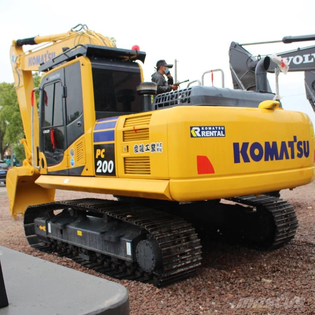 Komatsu PC 200-8 Pelle sur chenilles