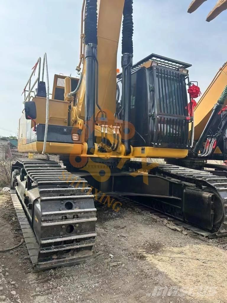 CAT 349 D Pelle sur chenilles
