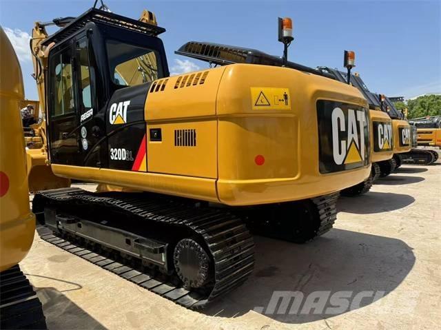 CAT 320 D Pelle sur chenilles