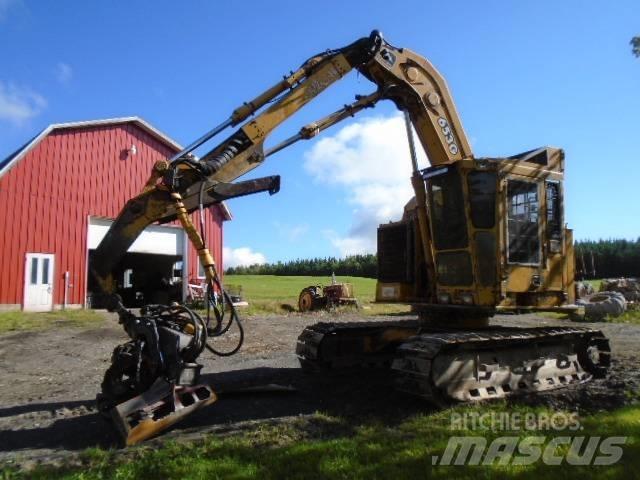 John Deere 653G Abatteuse