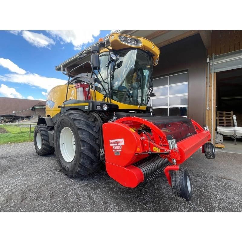 New Holland FR 700 Ensileuse automotrice