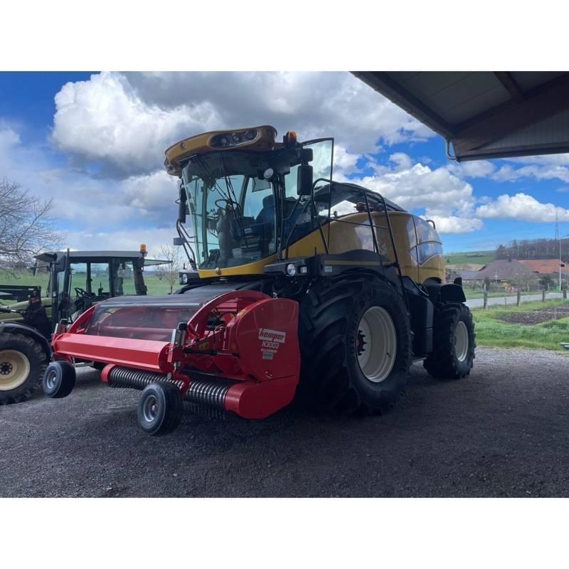 New Holland FR 700 Ensileuse automotrice